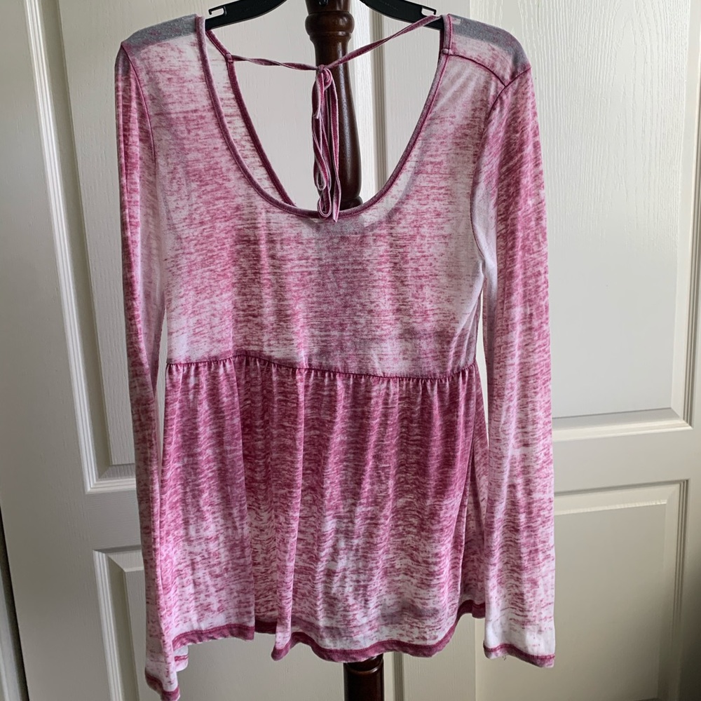 Altar’d state top